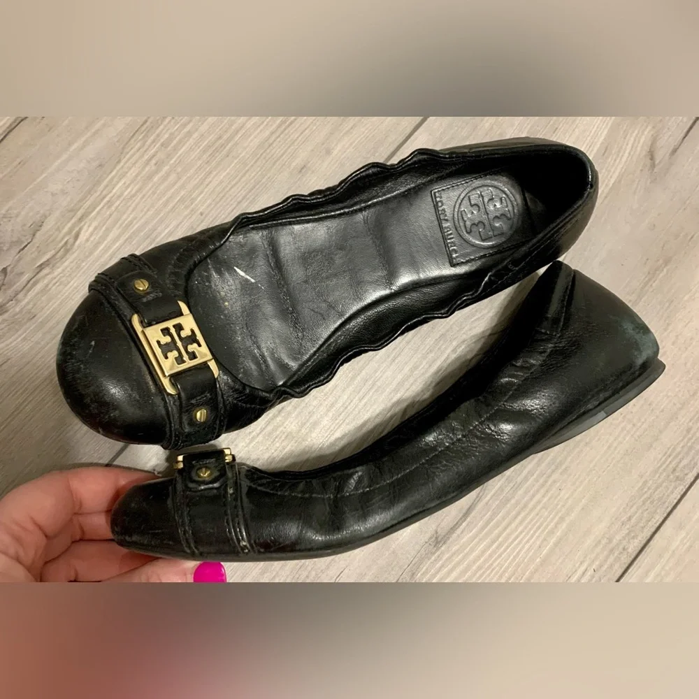 Tory Burch Black Ballet Flats Size 8.5